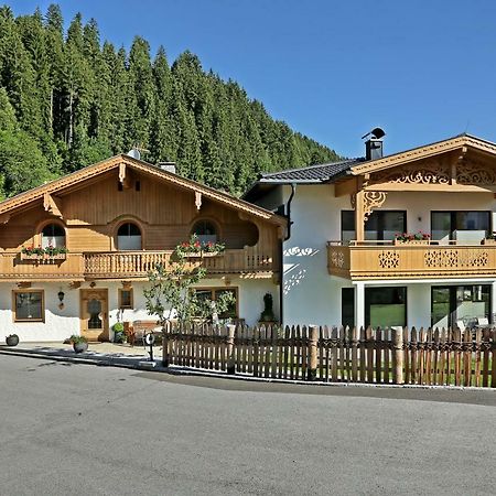 Landhaus & Apartment Taxach Ried im Zillertal Εξωτερικό φωτογραφία