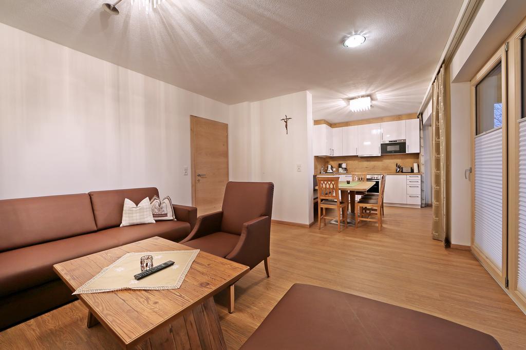 Landhaus & Apartment Taxach Ried im Zillertal Εξωτερικό φωτογραφία