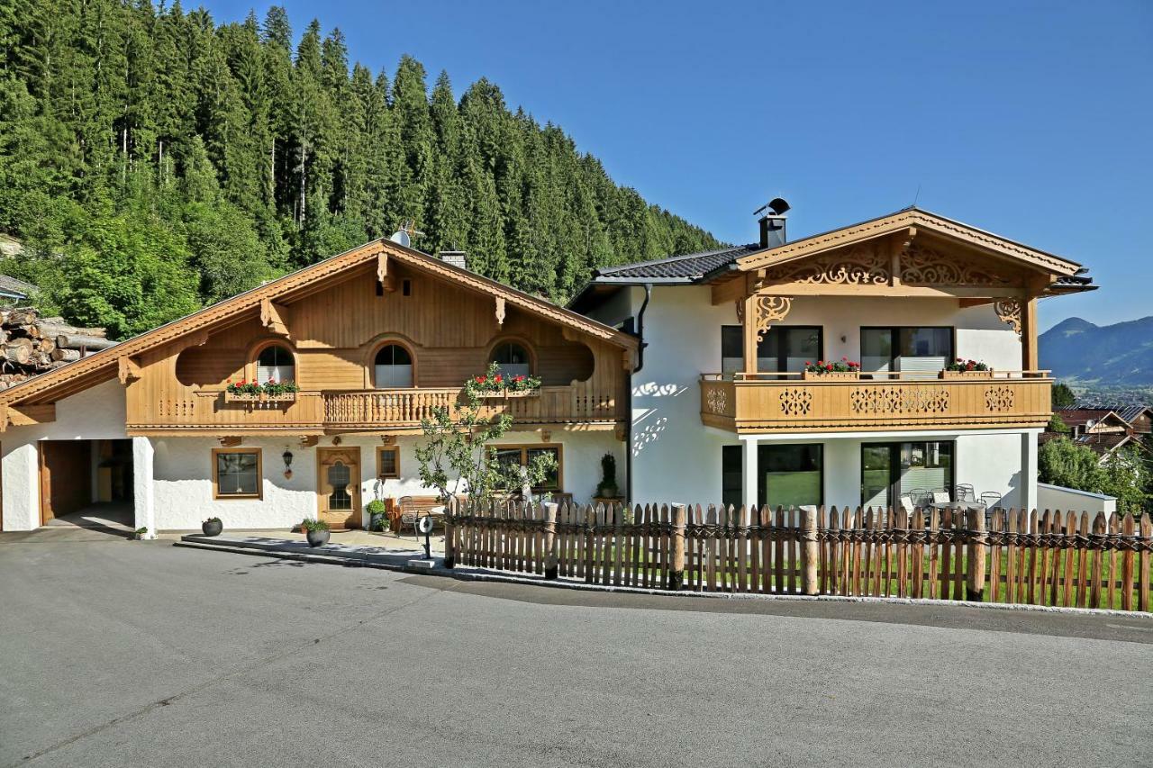 Landhaus & Apartment Taxach Ried im Zillertal Εξωτερικό φωτογραφία